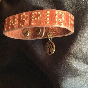 Leather inspirational bracelet